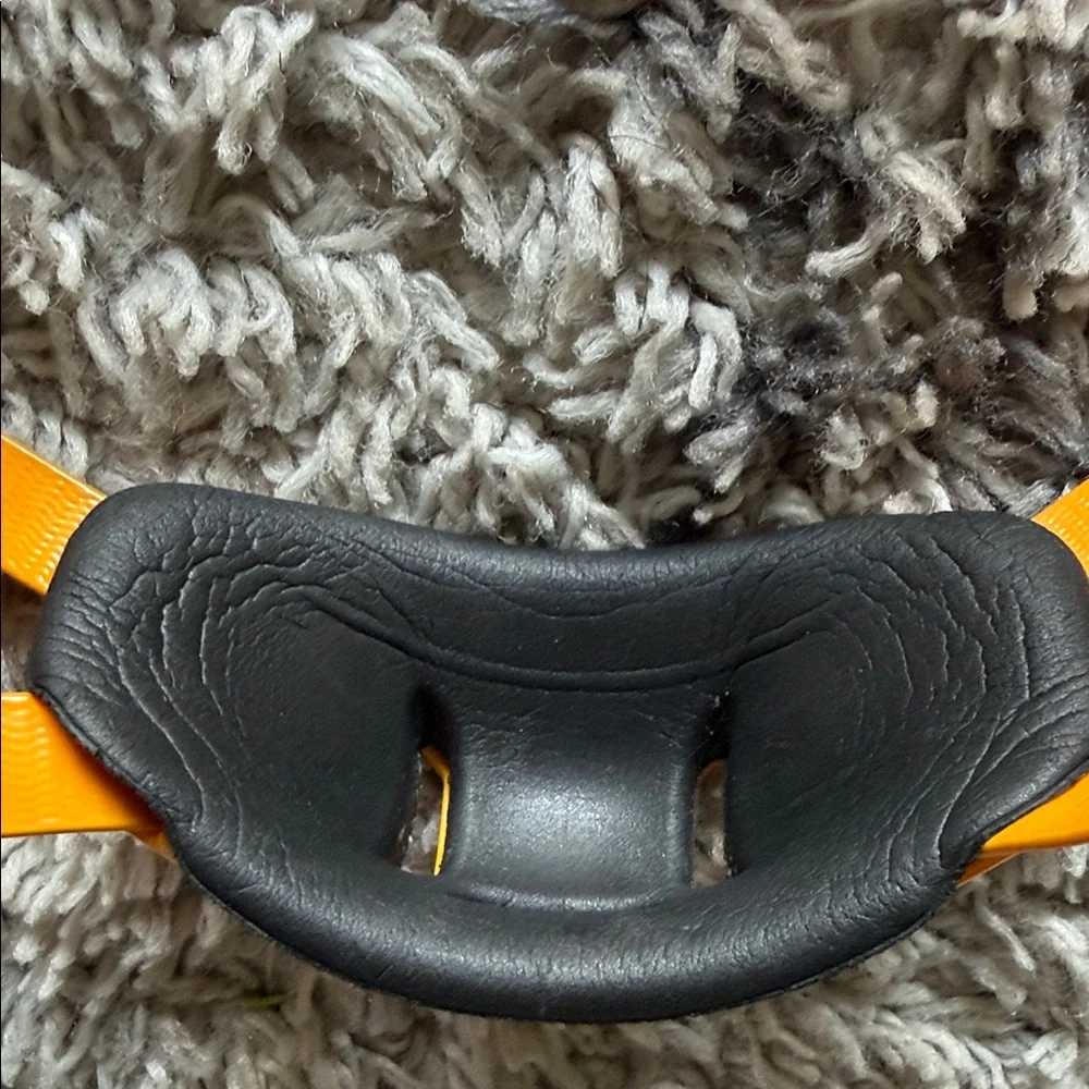 Riddell Kids Yellow Face Mask with Chin Strap